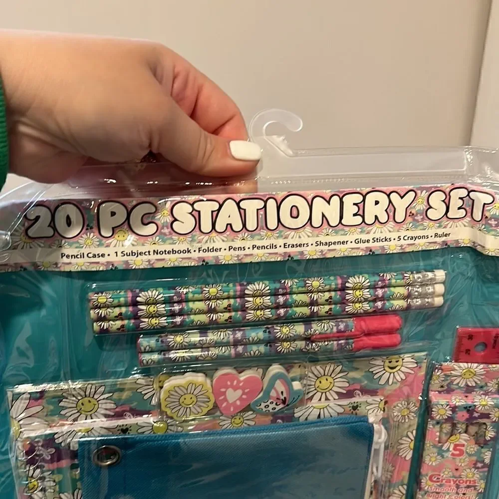 Backpack 🎒 20pc  stationery set